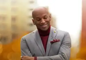 Donnie McClurkin - All To The Glory Of God